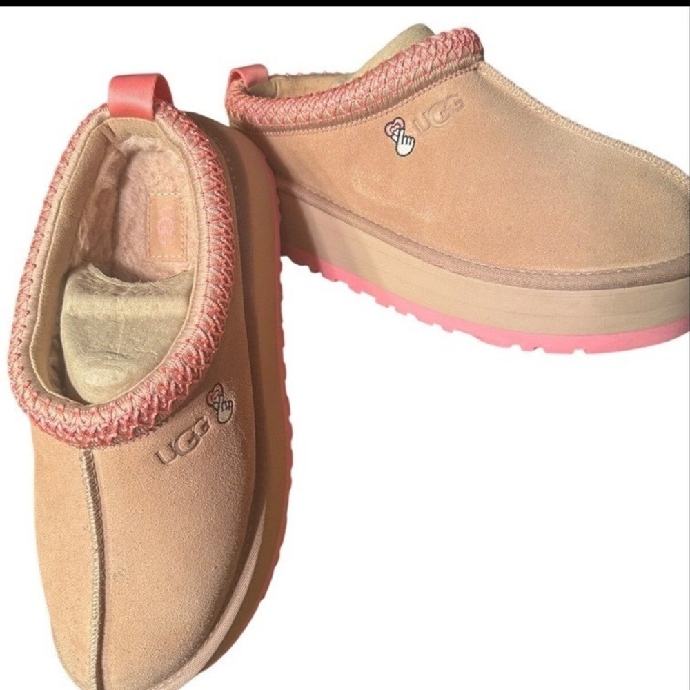 UGG Tazz Platform Suede Mules Tan Pink Finger Heart 1172352 Womens 9